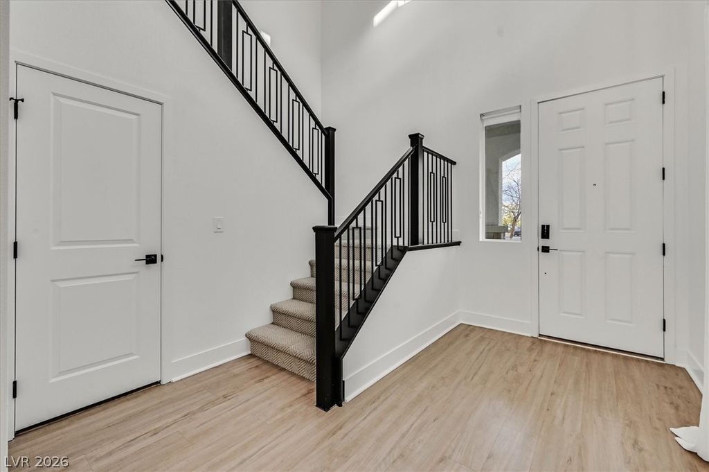 6923 Elysian Valley Avenue, Las Vegas, NV 89113 — photo 5