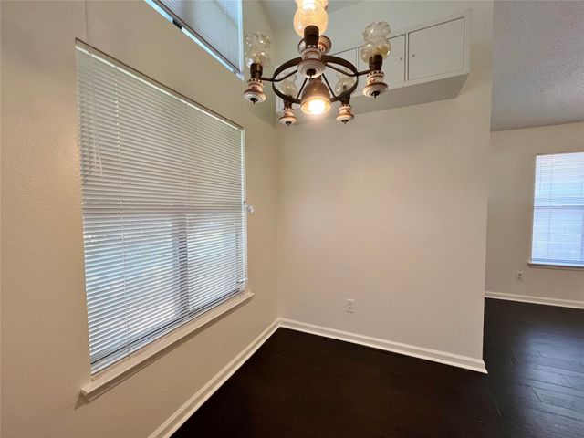 1150 Suburban Street, Cedar Hill, TX 75104