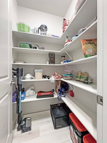 4521 S Ernest Street, Visalia, CA 93277