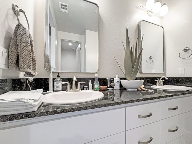 4521 S Ernest Street, Visalia, CA 93277