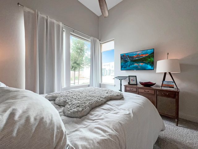 4521 S Ernest Street, Visalia, CA 93277