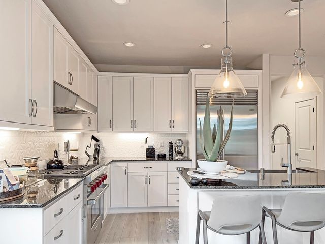 4521 S Ernest Street, Visalia, CA 93277