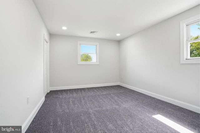 1625 PARK AVE, Willow Grove, PA 19090