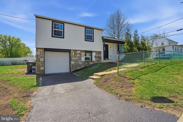 1625 PARK AVE, Willow Grove, PA 19090