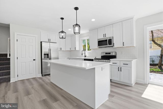 1625 PARK AVE, Willow Grove, PA 19090