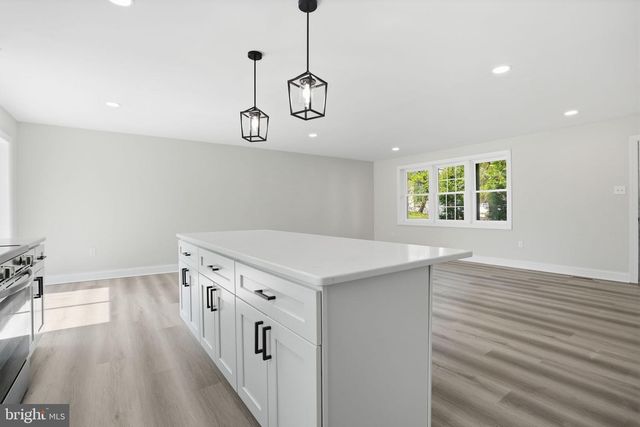 1625 PARK AVE, Willow Grove, PA 19090