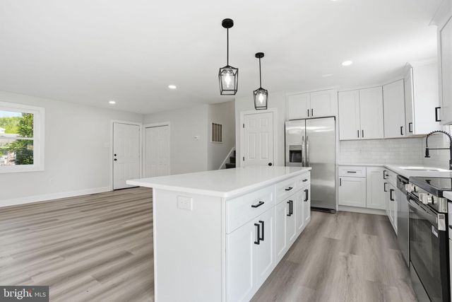 1625 PARK AVE, Willow Grove, PA 19090