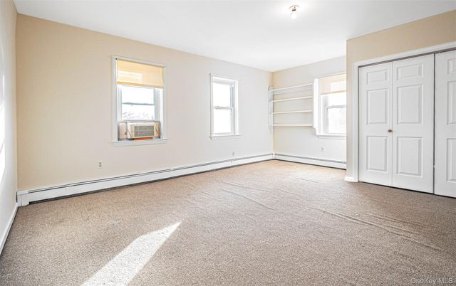 238 S Centerville Road, Middletown, NY 10940