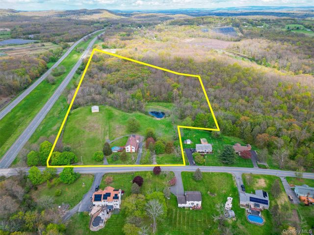 238 S Centerville Road, Middletown, NY 10940