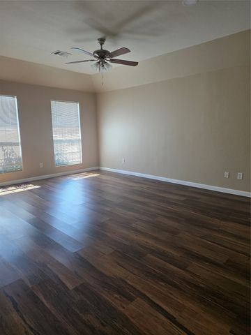 1432 Baylee Street, Seagoville, TX 75159