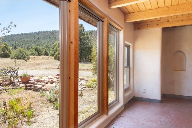 113 Avenida Ponderosa, Glorieta, NM 87535