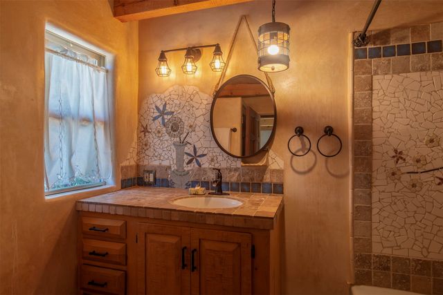 113 Avenida Ponderosa, Glorieta, NM 87535