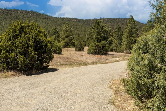 113 Avenida Ponderosa, Glorieta, NM 87535