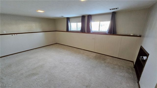 5949 White Pine Drive, Bedford Heights, OH 44146