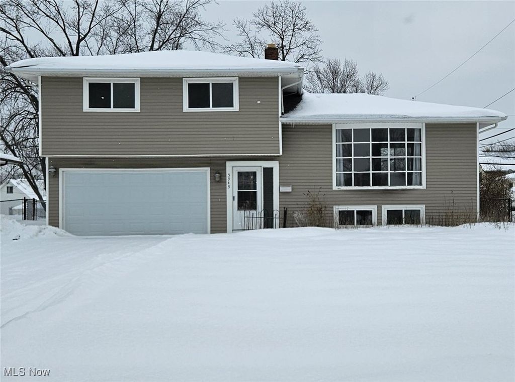 5949 White Pine Drive, Bedford Heights, OH 44146