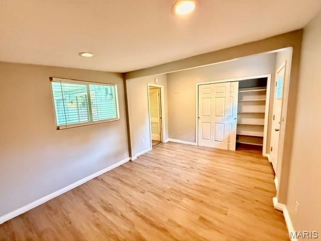 2320 Saint Catherine Street, Florissant, MO 63033