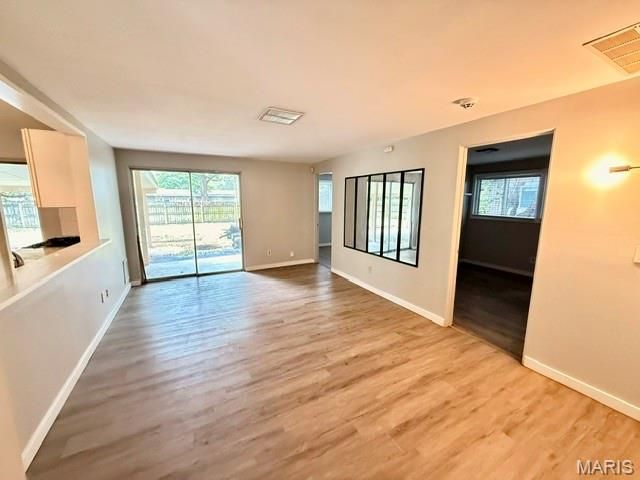 2320 Saint Catherine Street, Florissant, MO 63033