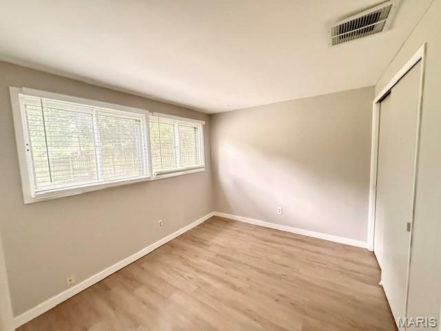 2320 Saint Catherine Street, Florissant, MO 63033