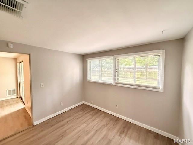 2320 Saint Catherine Street, Florissant, MO 63033
