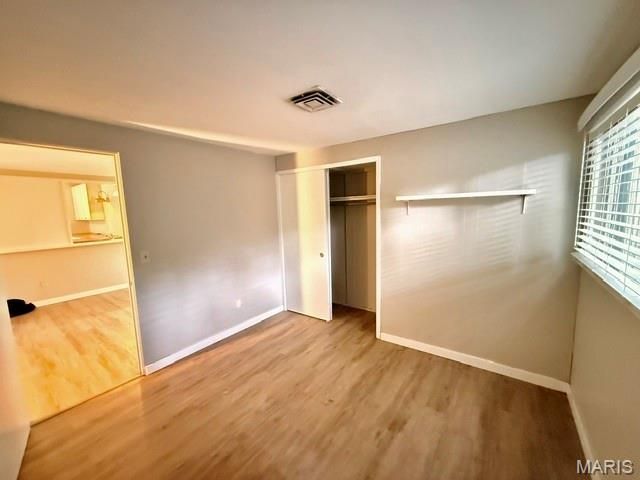 2320 Saint Catherine Street, Florissant, MO 63033