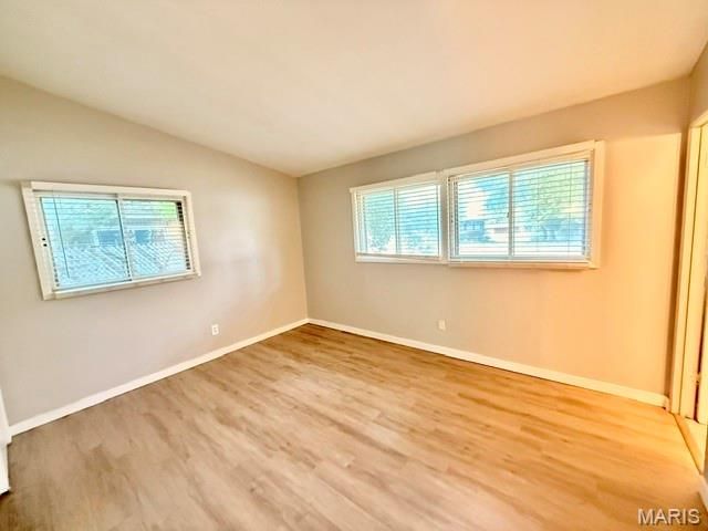 2320 Saint Catherine Street, Florissant, MO 63033