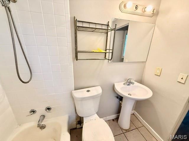 2320 Saint Catherine Street, Florissant, MO 63033