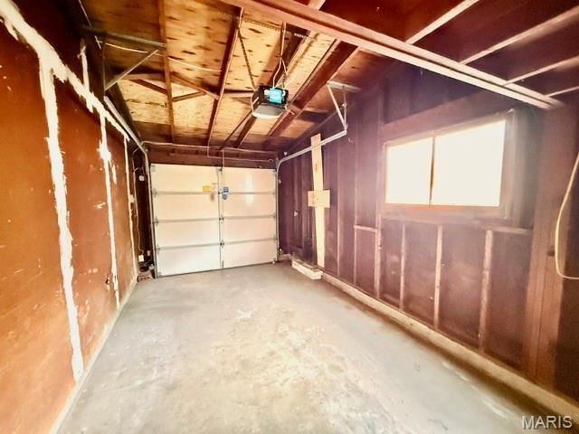 2320 Saint Catherine Street, Florissant, MO 63033