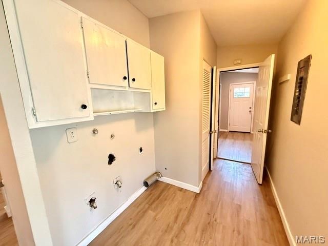 2320 Saint Catherine Street, Florissant, MO 63033