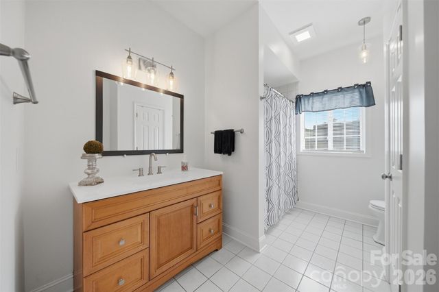 1360 Sweetbriar Lane, Hickory, NC 28602