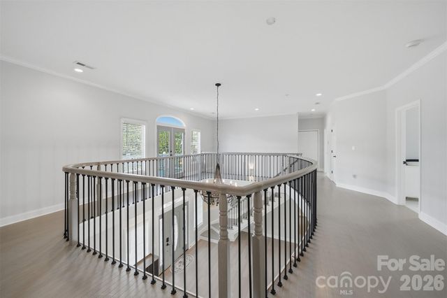 1360 Sweetbriar Lane, Hickory, NC 28602