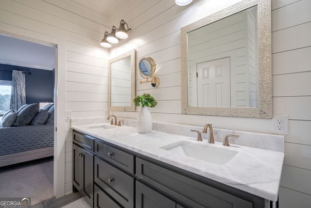 1093 Wharfside Court, Greensboro, GA 30642