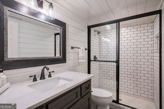 1093 Wharfside Court, Greensboro, GA 30642