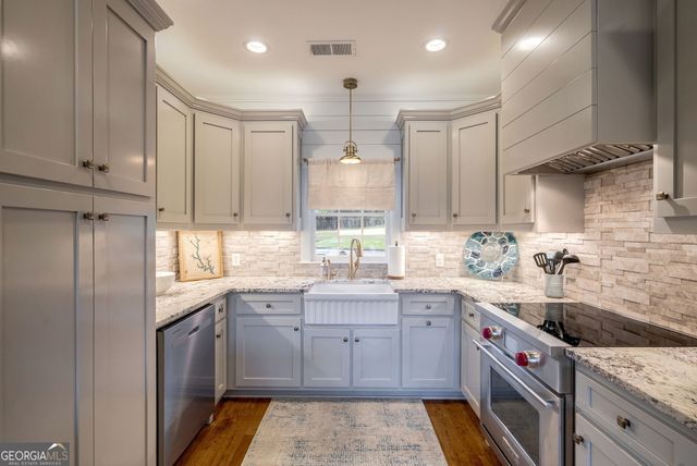 1093 Wharfside Court, Greensboro, GA 30642