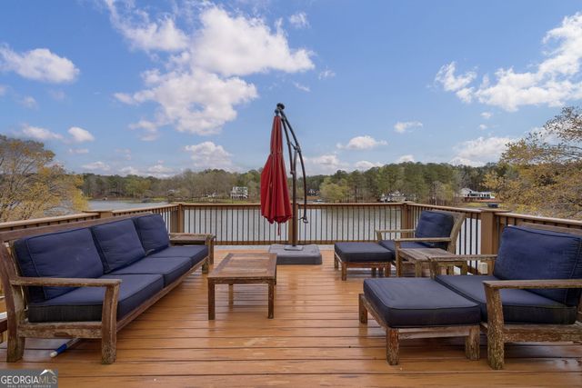 1093 Wharfside Court, Greensboro, GA 30642