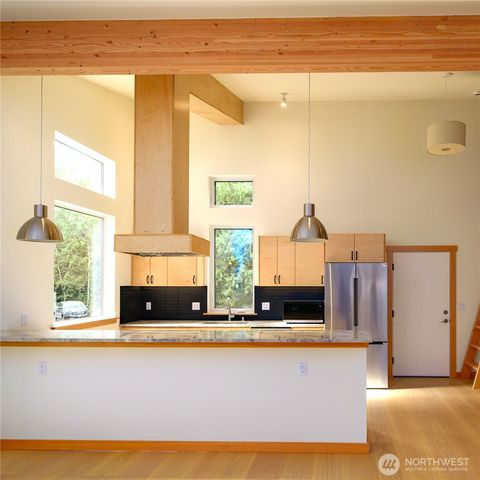 3067 E Smith Road, Bellingham, WA 98226