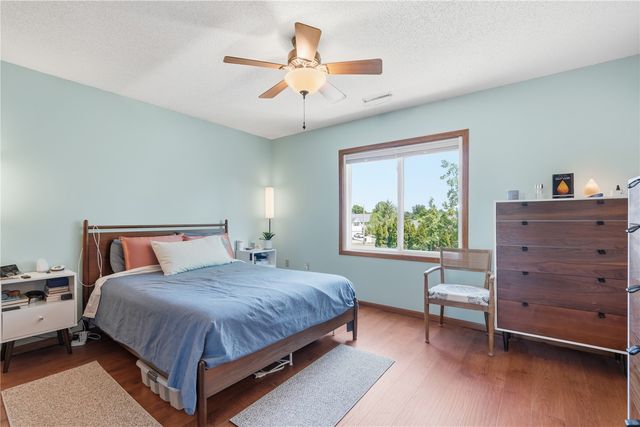 7418 Mallard Court NE, Cedar Rapids, IA 52402