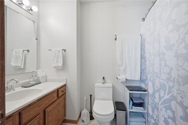 7418 Mallard Court NE, Cedar Rapids, IA 52402