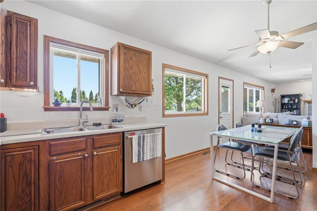 7418 Mallard Court NE, Cedar Rapids, IA 52402