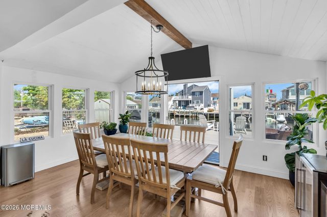 3412 Thistle Avenue, Toms River, NJ 08753