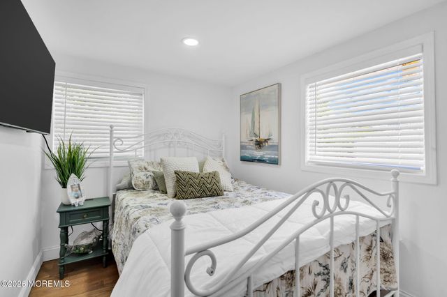 3412 Thistle Avenue, Toms River, NJ 08753