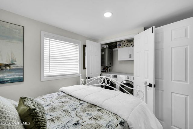 3412 Thistle Avenue, Toms River, NJ 08753