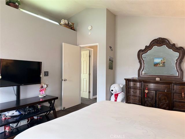 365 E Vodden Street, Rialto, CA 92376