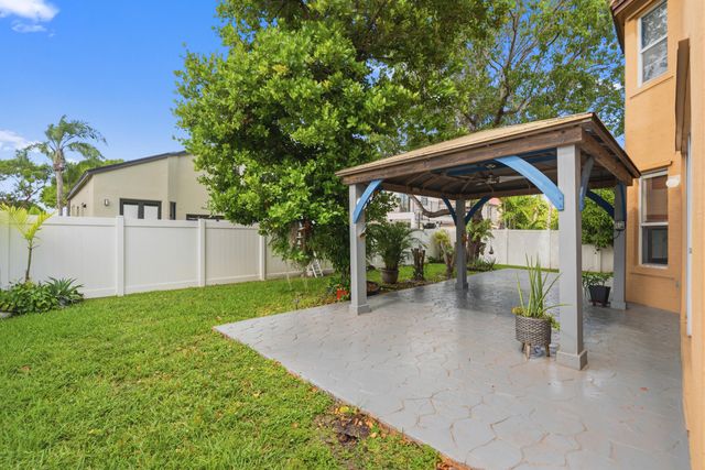 15744 SW 53rd Court, Miramar, FL 33027