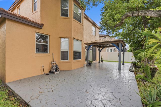 15744 SW 53rd Court, Miramar, FL 33027