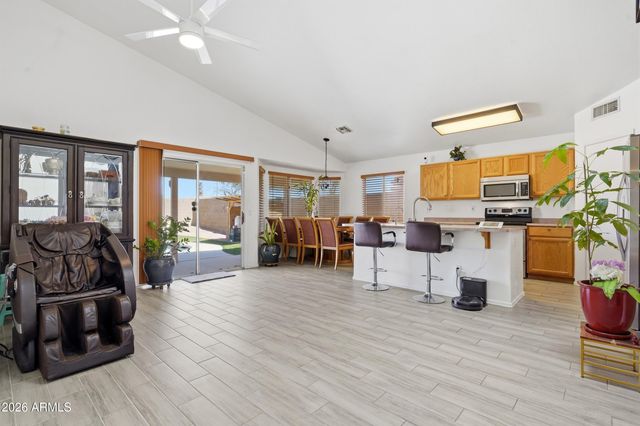 16605 N 23RD Place, Phoenix, AZ 85022