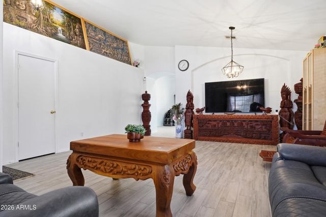 16605 N 23RD Place, Phoenix, AZ 85022