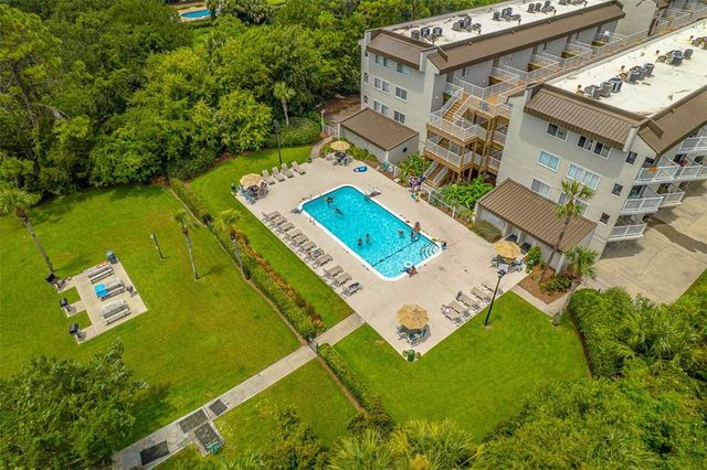 1524 Wood Ave 214, St Simons Island, GA 31522