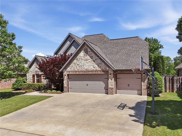 3901 Lexington Drive, Rogers, AR 72758