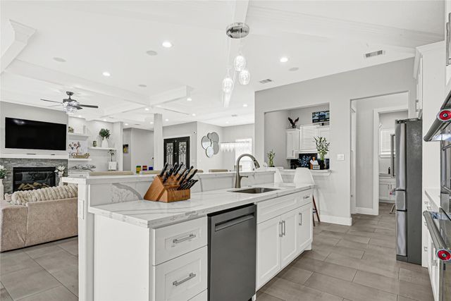 4821 1st Street, Houston, TX 77504