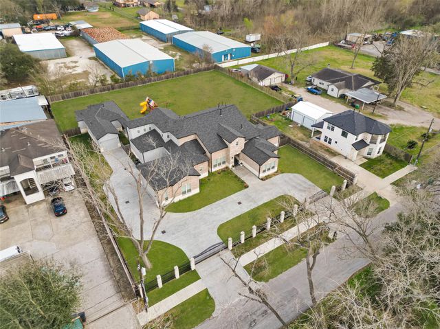 4821 1st Street, Houston, TX 77504